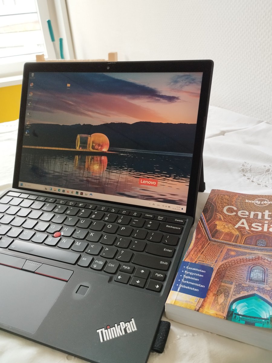 This #ThinkPad #X12 Gen2 Detachable will be my travel companion for the next four weeks. This little guy will get busy, but I'm sure it will fare very well 🙂 

Big thanks to the forum crew <a href="/Lenovo/">Lenovo</a> 👍