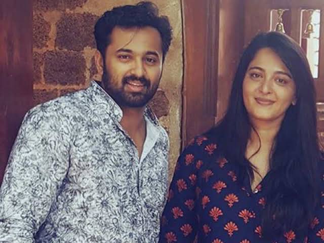 sweetyanushkafc's tweet photo. #BTS #BlockbusterBhaagamathie
#AnushkaShetty #UnniMukundan
#Bhaagamathie @ashokdirector2
#LadySuperstarAnushkaShetty https://t.co/KKt0rEfsHG