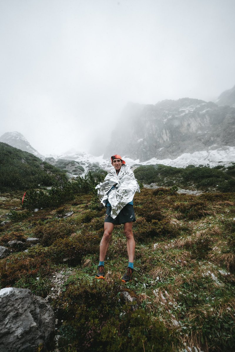 Skyrunning_com's tweet photo. Feelings about yesterday’s race? 🥶 Here are some memories of what we experienced during Hochkönig Skyrace 🌨️❄️
See you all in the next one! 🔜🇵🇹
📷 @_guaresti_
@merrelleu | @gregorypackseu | @deuter | @bix_nutrition | @pressio | @aiways.official | @vert.run
#MSWS24 https://t.co/oRpylZOMFP