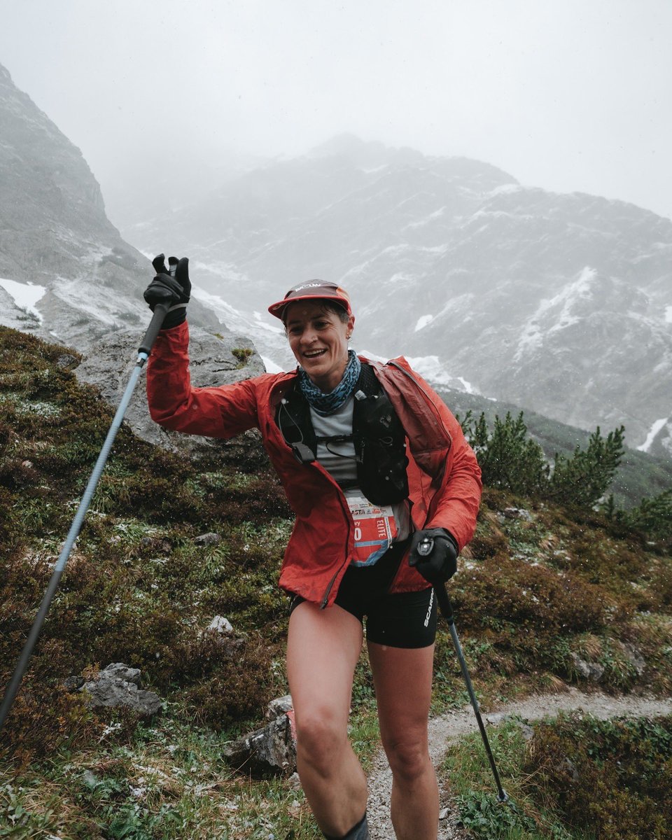 Skyrunning_com's tweet photo. Feelings about yesterday’s race? 🥶 Here are some memories of what we experienced during Hochkönig Skyrace 🌨️❄️
See you all in the next one! 🔜🇵🇹
📷 @_guaresti_
@merrelleu | @gregorypackseu | @deuter | @bix_nutrition | @pressio | @aiways.official | @vert.run
#MSWS24 https://t.co/oRpylZOMFP