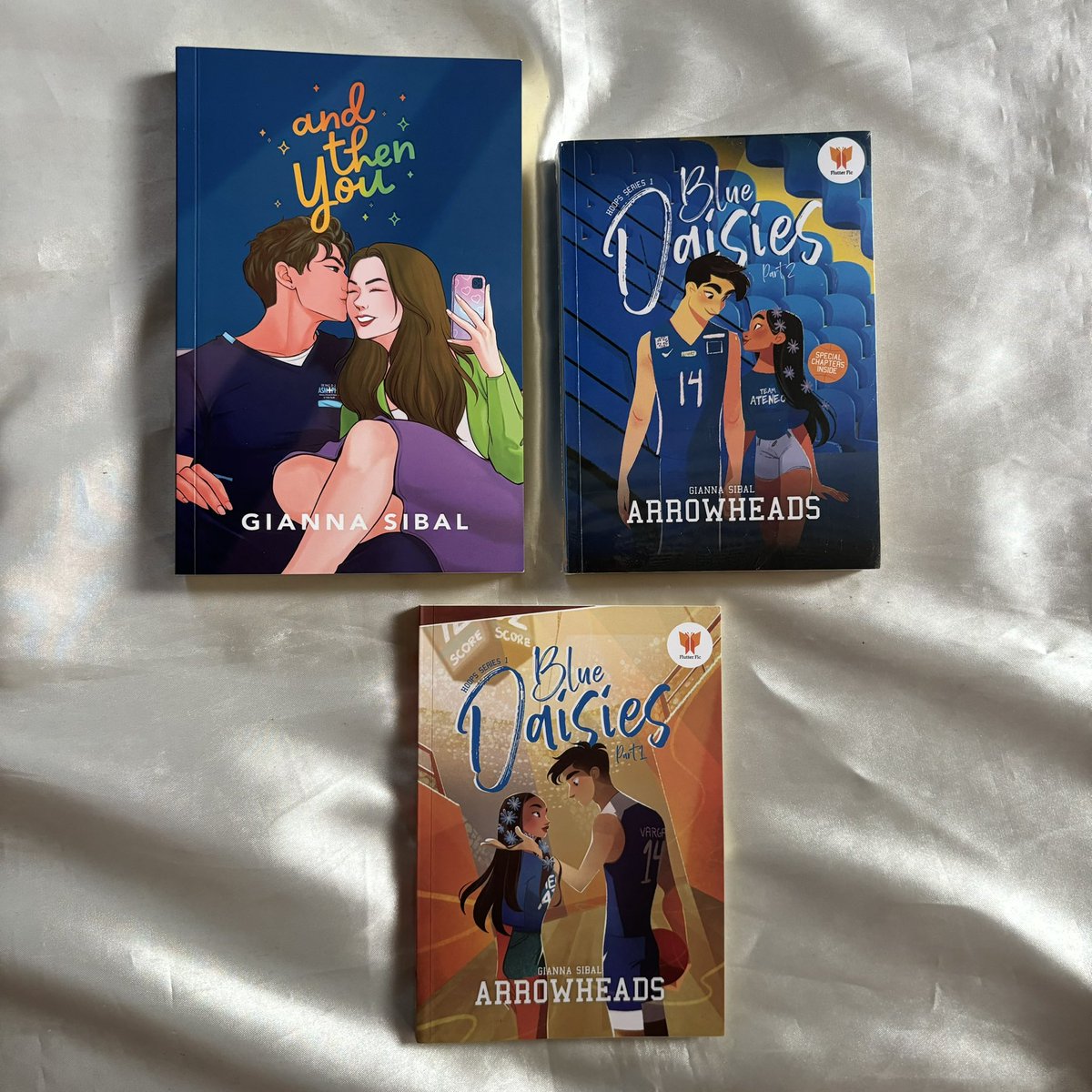 forjiarchive's tweet photo. wts lfb arrowheads books
And Then You
Blue Daisies Book 1 &amp; Book 2

MOP: MAYA, Bank Transfer
MOD: J&amp;T Express https://t.co/sOfvAHZpcY