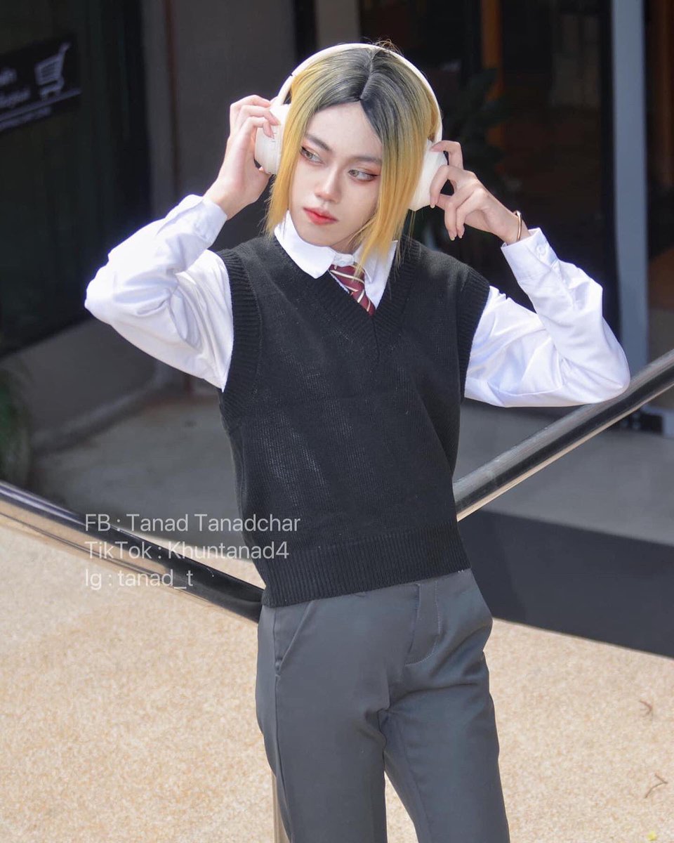 tanad_t's tweet photo. "Let's compete in another unforgettable race!!" 
   
                   NekomaVsKarasuno 

Haikyu!! The Dumpster Battle
.
.
.
.
Cosplay : me (Kenma : Haikyuu!)
#haikyuu #haikyu #ハイキュー https://t.co/RSGNJAY0lB