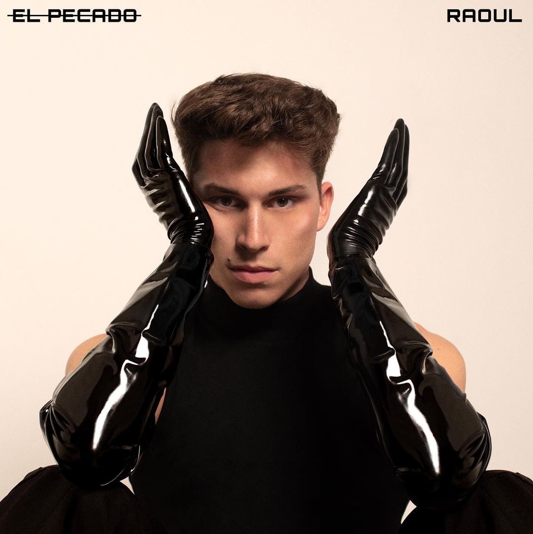 CFORaoulSpain's tweet photo. Hoy se cumple 1 año del lanzamiento de #ElPecado, el primer disco de @raoulvazquez. 

Os recomendamos a todos los que le habéis descubierto gracias a @TuCaraMSuena que lo escuchéis, tiene una historia brutal detrás.  SU historia ❤️‍🩹 

🎧 https://t.co/3ECm7dbA0Z https://t.co/dnY0uFlM5t