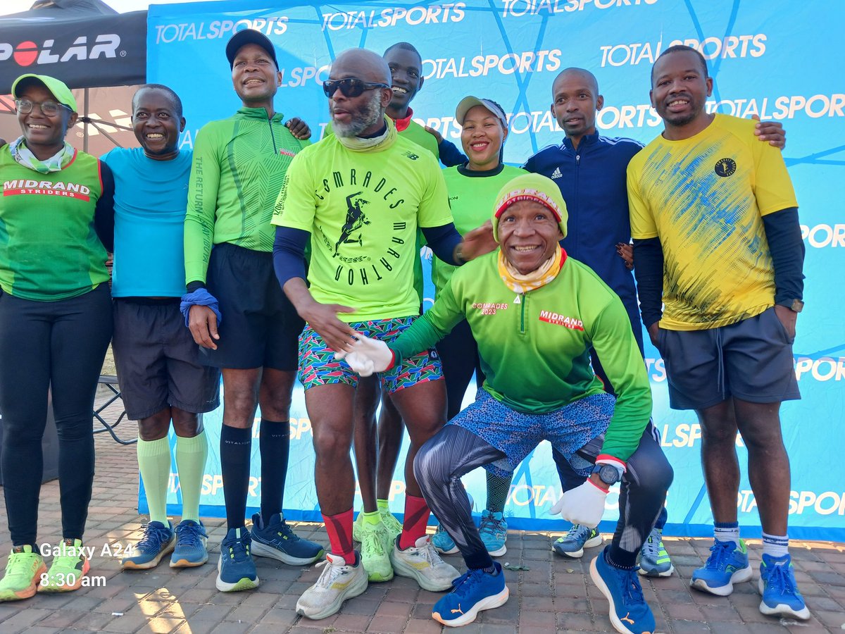 ramaloko_sello's tweet photo. At Prison Break Comrades Marathon breakfast  run @midrandstriders run
@KaoneGill @IHFProducts @ASICS_ZA https://t.co/TJ934XLt4I