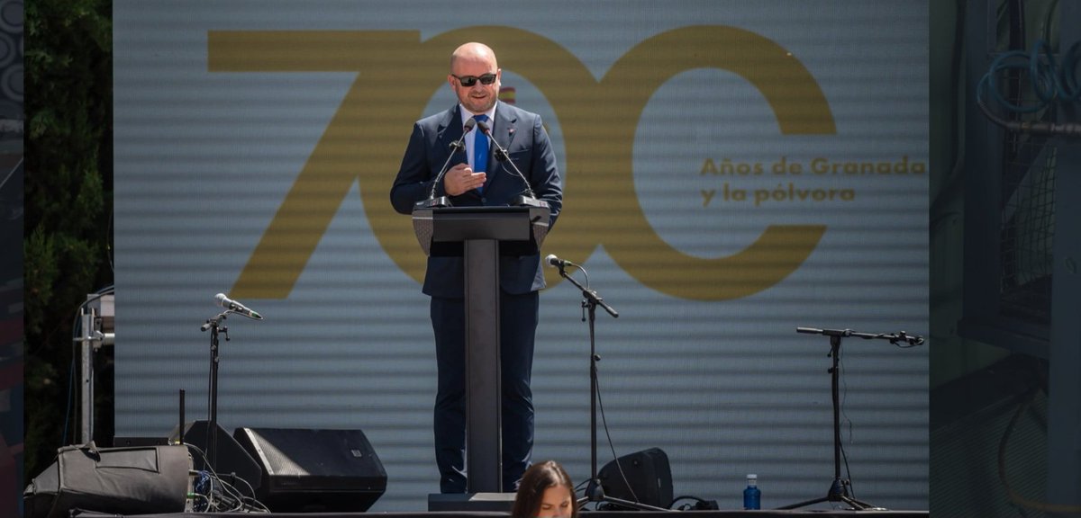 jurajtomaga's tweet photo. FELIZ 700 CUMPLE FMG Granada❗️Honoured to adress company representatives, its partners from #MSMGROUP & @CSG_HOLDING but also its workers & representantives of this magic region 🇪🇦. FMG is a symbol that unites 🇸🇰🇨🇿🇪🇦 munition traditions. Wishing FMG many more centuries ✌️ 📷 CSG https://t.co/7bQO5OXjfK