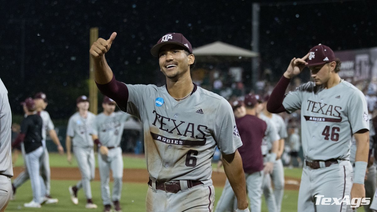 Our best 📸 from a memorable night at Blue Bell Park 👀⚾️👍

Full Gallery: texags.com/s/59698