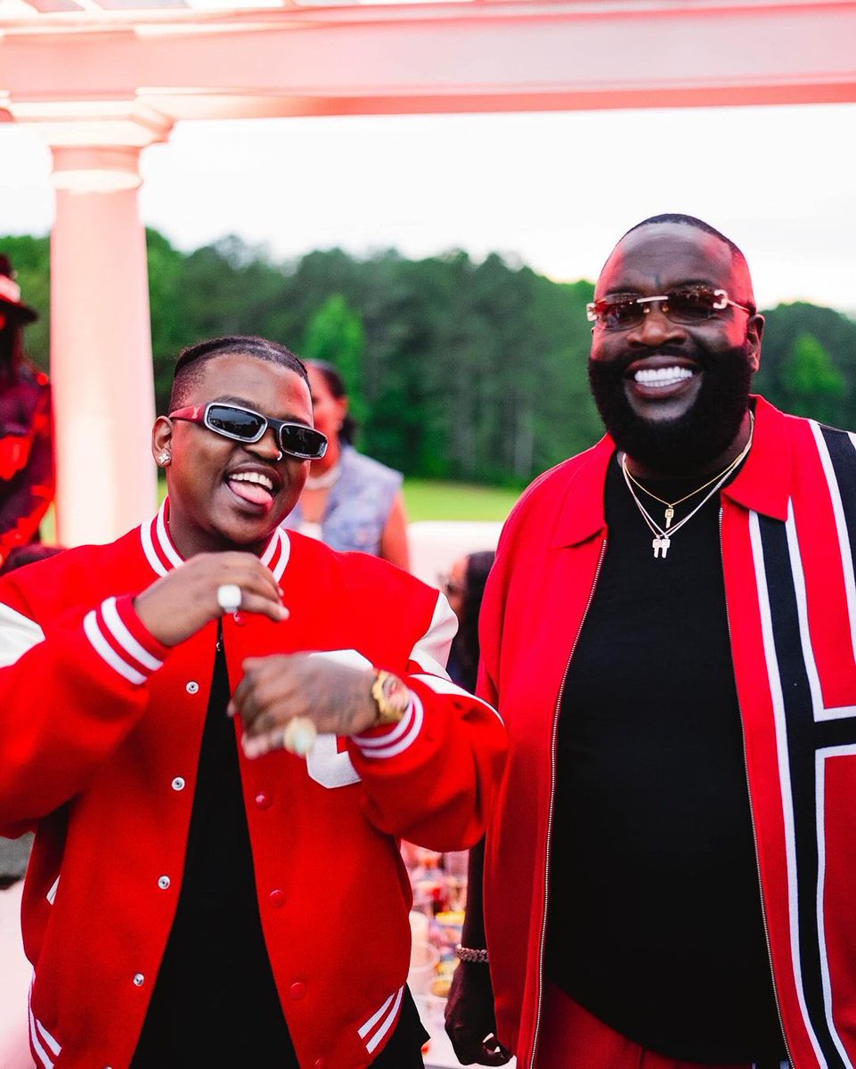 kreativeKornerr's tweet photo. Foca links with Rick Ross and they work on new music 🔥🔥🔥

KK FAM YALL NEED THIS COLLAB? https://t.co/8UeaRgP5d3