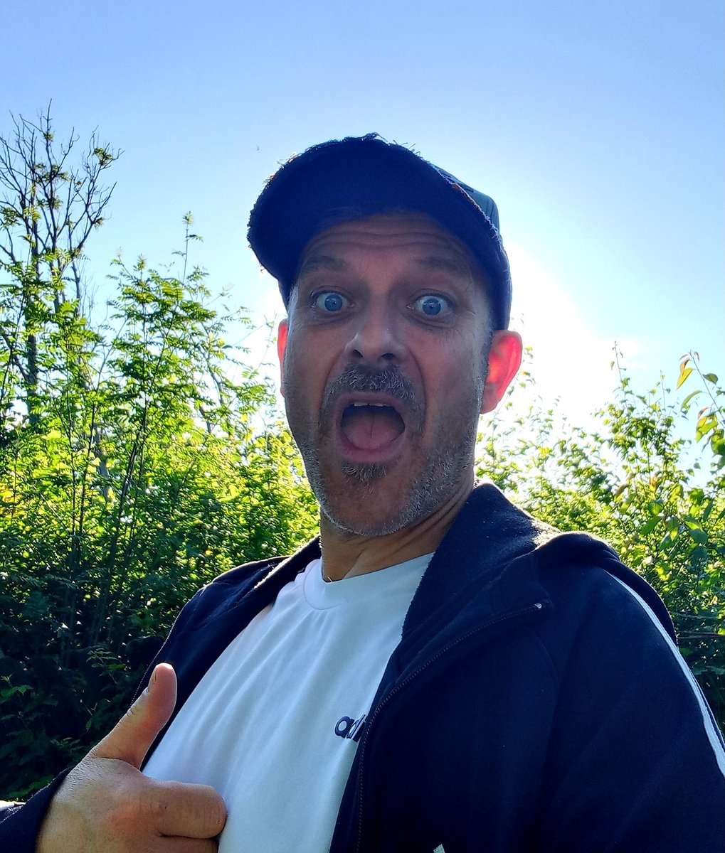 welshfreak's tweet image. Weigh in tomorrow 🤪 🤞 won&apos;t be sad if i haven&apos;t reached my target, as being in smaller sized clothes since the turn of the year, is the happiest feeling ever #CleanEating #DailyExercise