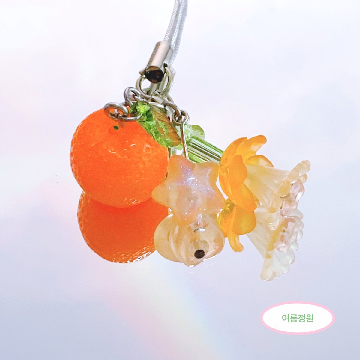 loveis2ummer's tweet photo. 🍊 [여름정원] 익어가는 여름

🌴 6월 2일 (일) 20:00~ 6월 6일 (목) 23:00 까지 열려있는 여름정원 ! 

🍓 https://t.co/pjkVMofIWr

🐚 #RT 해주신 분들 중~추첨을 통해 한 분께 원하시는 비즈를 보내드릴게요 ♡ https://t.co/l3m0p3Mb2j