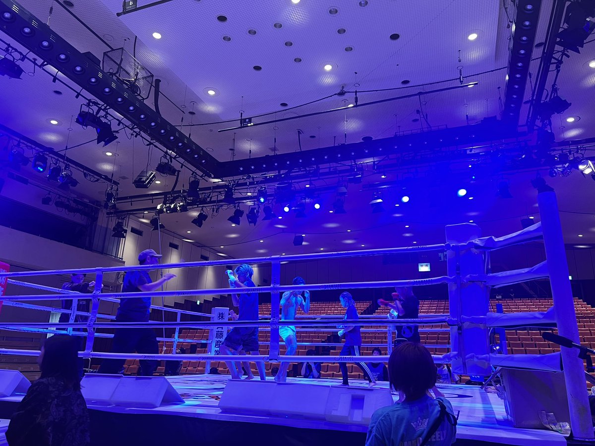 CHALLENGER_NJKF's tweet photo. リングチェック中 https://t.co/z9s5wQ9Mvz