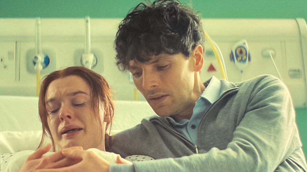 CMagnumfan's tweet image. #ColinMorgan as #JohnathanKennedy in #ThreeFamilies episode 1