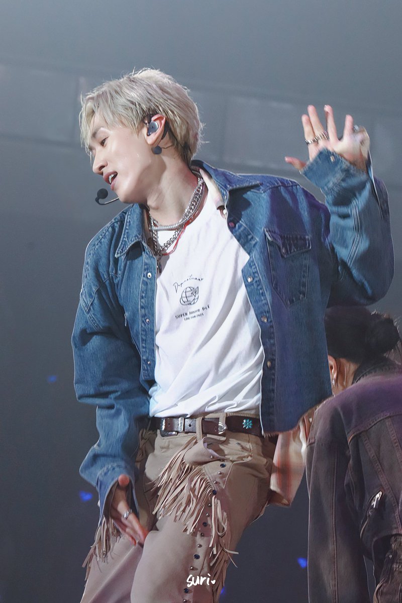 suriwithmoon's tweet photo. 20240601 도쿄Tokyo 
🌙

#EUNHYUK 
#ウニョク
#DEparture
#은혁 
#이혁재 
#SuperJuniorDnE https://t.co/ufvSOxmbYY