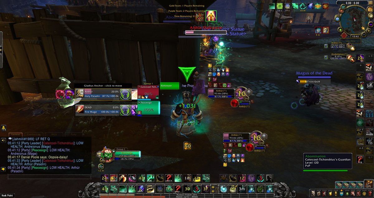 Cata Vs Modern UI

patch notes in the last 12 years of UI:
- moved target frames down
-gladius is now on the left side of the screen
-added weakauras