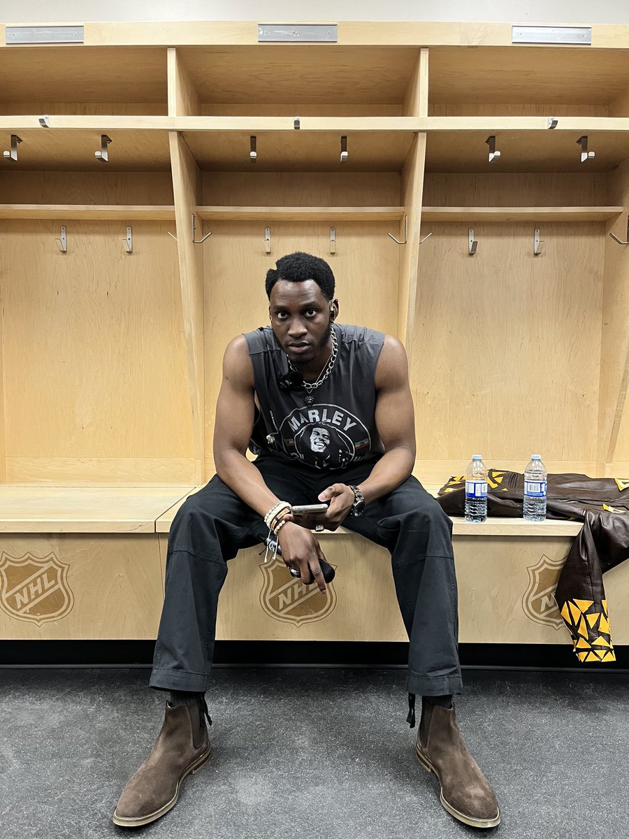 Tommyphyll_'s tweet photo. GOD IS THE GREATEST 
#TOMMYPHYLL #HALFTIMESHOW 
#winnipegseabears #areana #afrobeats https://t.co/8A9CnBJiku