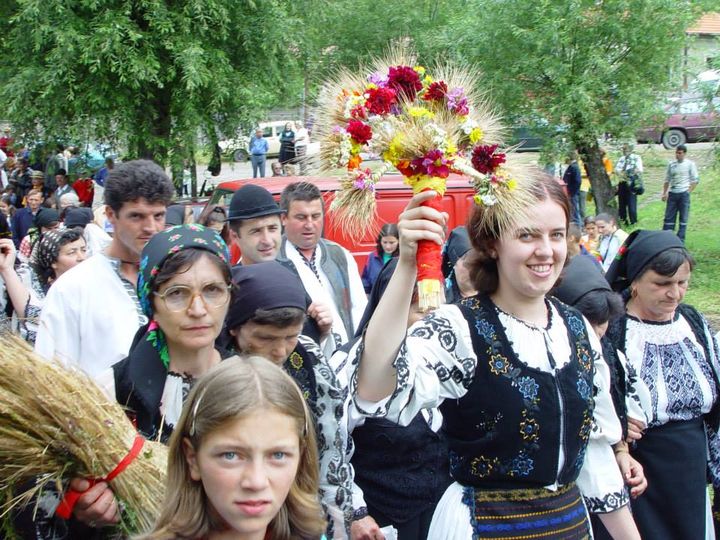 viata_la_tara's tweet photo. #Antrec #Alba este membru fondator Antrec Romania în 1994 !
Antrec Alba a luat ființă în Albac !
Membrii noștrii personalizează de #30 ani vacanțele turiștilor români și celor care ne vizitează țara !
#antrec, #turism, #rural, #albac, #cluster, #congres, #ruteculturale https://t.co/tUe4z8N0lM