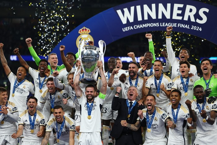 Zulviauzad's tweet photo. Real Madrid juara Liga Champions tanpa terkalahkan! 💪🏆 Kehebatan mereka tak terbantahkan. info selengkapnya 9 https://t.co/yjAWf1mPhQ  ) #HalaMadrid #UCLChampions #chundai #madrid #HolySporT #holyslots88 #holyslot88 #king https://t.co/hcPntBfiRG