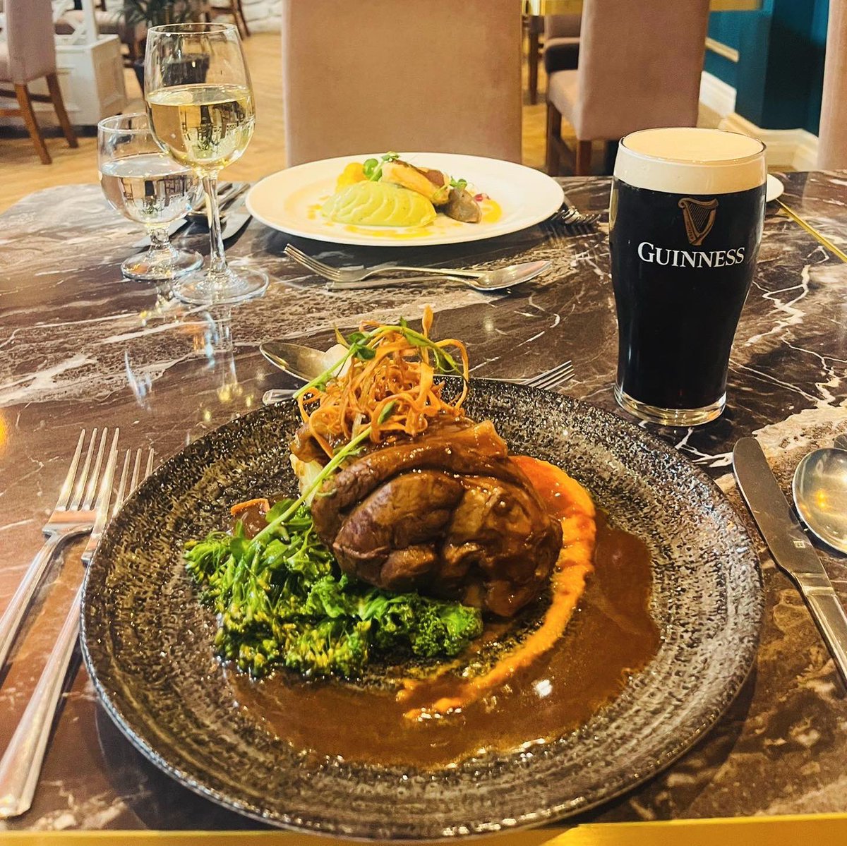 ShannigansGP's tweet photo. Food available from 10.30am - 9pm in Shannigans this Bank Holiday Sunday. Walk-ins welcome for brunch, lunch and dinner!🍴 https://t.co/intkvPxmUr