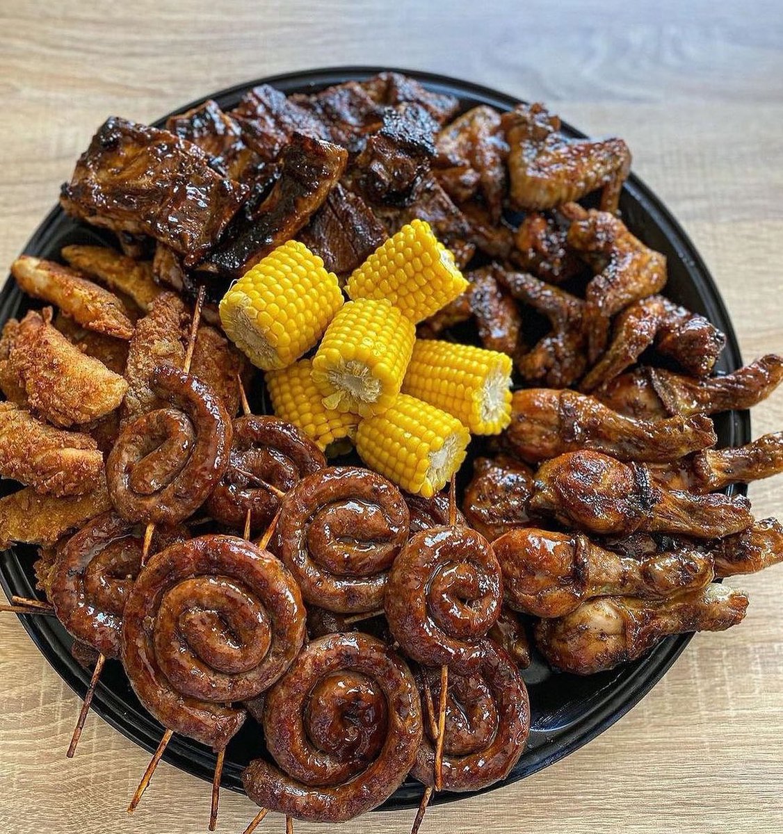 Jamani_Khanyi's tweet image. What are you removing here 🤤😋?