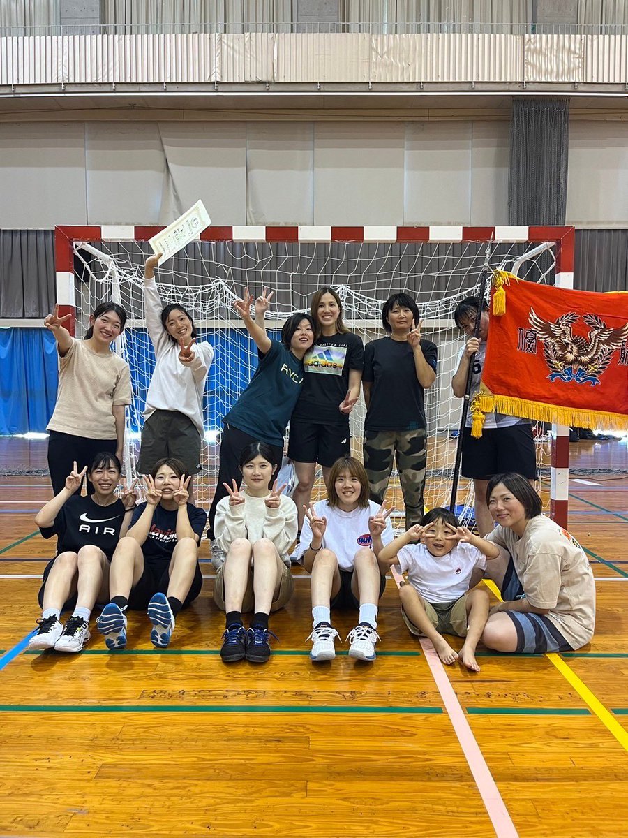 chanhirochan67's tweet photo. 県民スポーツ祭
優勝しました🏆
ハンドボール楽しすぎた🤾‍♀️

またトレーニング頑張ります🏋️‍♀️ https://t.co/Ofa4lZ15z4