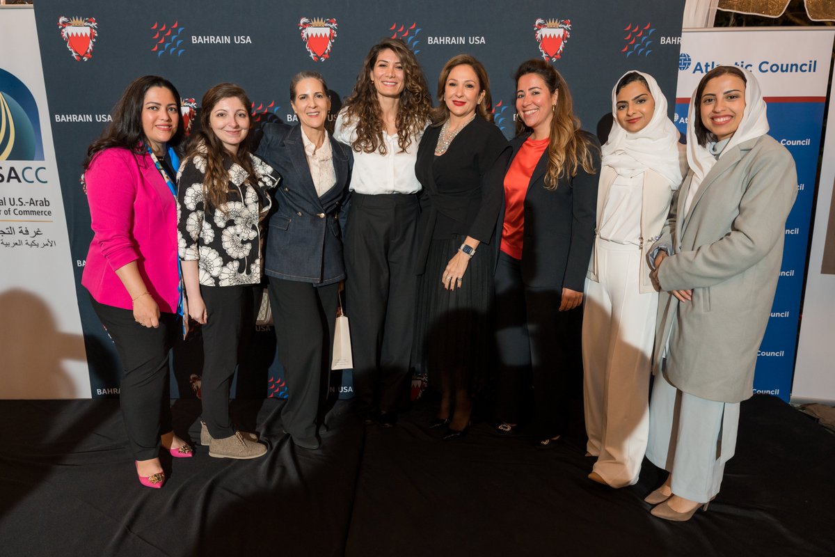 EtijahCoaching's tweet photo. We are honored to have our Managing Director hosted by H.E. Ambassador Shaikh Abdulla bin Rashid bin Abdulla Al Khalifa, Bahrain Ambassador to the U.S., for dinner as part of the 2024 WIn Fellowship Roadshow. 
 #WInFellowship #repost @ACMideast https://t.co/f4uieuHYqS