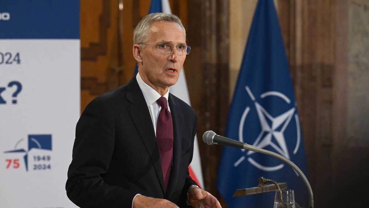 TomLope95565011's tweet photo. 🛑#RUSSIE #UKRAINE

Le SG de l'OTAN, Jens Stoltenberg, estime qu'au moins 40 milliards d'euros annuels sont nécessaires pour soutenir militairement l'Ukraine.

« Nous devons maintenir au minimum ce niveau de soutien chaque année, aussi longtemps que nécessaire. »

Tom 🕵️ https://t.co/et5fCj8qDa