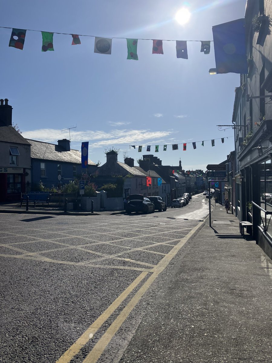 MarinaStrasser's tweet image. Good morning Schull!