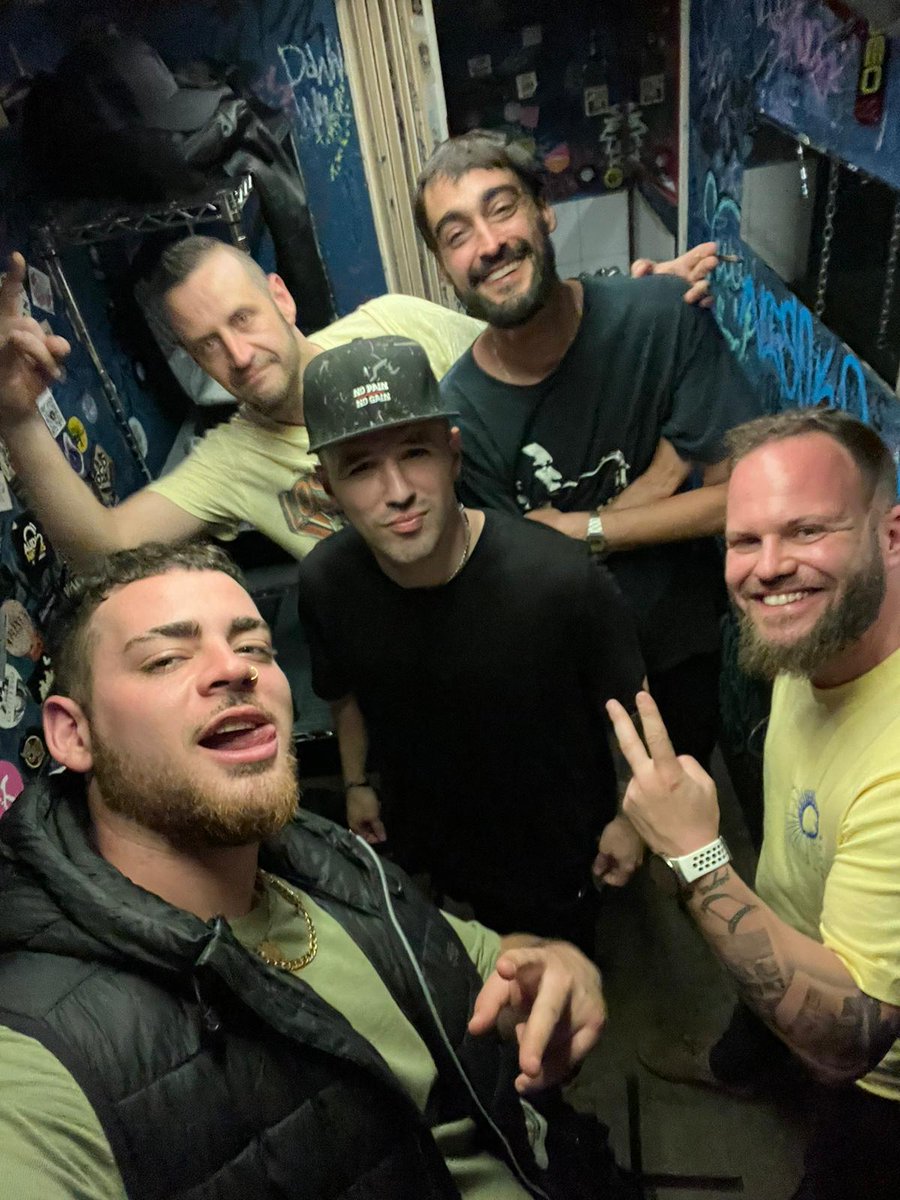 Mil gracias Madrid! Al final hubo un ambientazo en la sala y lo pasamos increíble, volveremos pronto ❤️