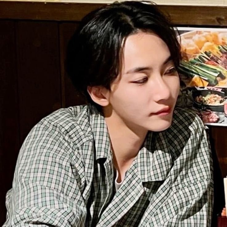 hanniekithes's tweet photo. boyfriend look https://t.co/l3YEkyFejw