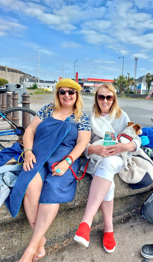 donna_cooney1's tweet photo. Lovely sunny #Sunday #Birthday #Swim great to meet my fellow sea  friends and their dogs. #Sea #CleanSea https://t.co/H3CubhmVvF