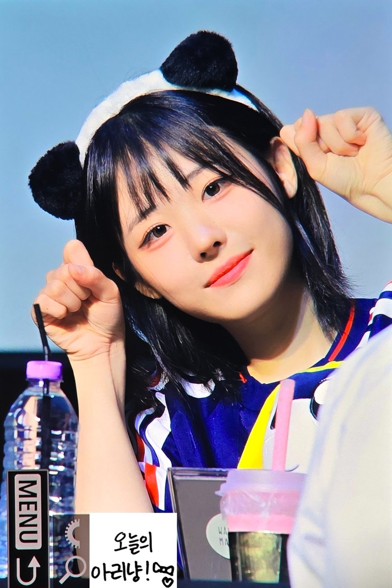 240602 대면 팬사인회 pre #히나

오늘 냥바오야 🐾🤍🖤

#QWER #냥뇽녕냥 #HINA #ひな
#장나영 @hapycb https://t.co/C4B8DbtMSO