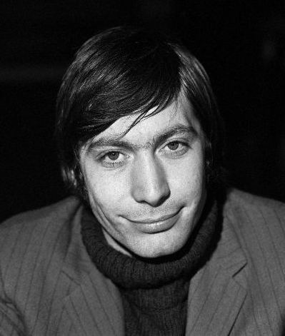 mdemusicapt's tweet photo. Born in 02/06/1941. Charlie Watts: baterista apaixonado pelo jazz, artista gráfico e lendário, o homem a quem Mick Jagger chamava “the wembley whammer” nasceu em Londres, onde também morreu, no dia 24 de Agosto de 2021. https://t.co/AeTHuzcWt3