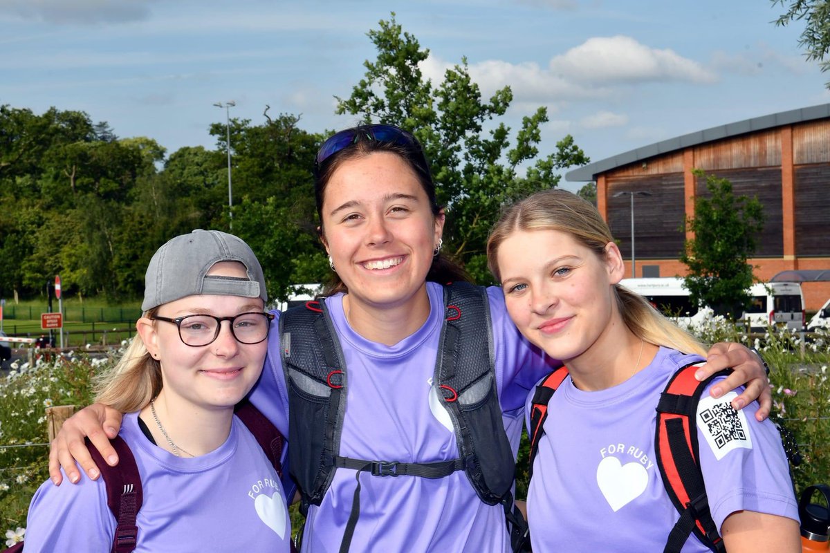 jomariemiles's tweet photo. Well the girls initial target set back in March was £1,000 by the end of the walk yesterday they finished at £12,500! What a set of friends Ruby Cole had! Soo proud of you 👏🏻 #ForRuby @GWAAC @EmmaGWAAC https://t.co/NtWLf8Vgx2