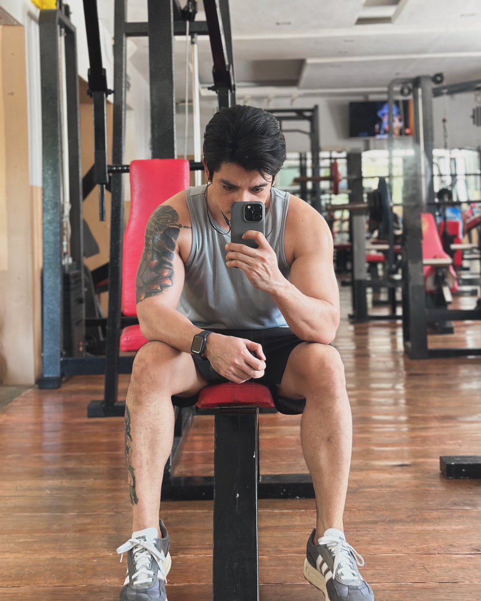 dreamboy_mo's tweet photo. solo.🏋🏻 https://t.co/PGsSLTDOz2