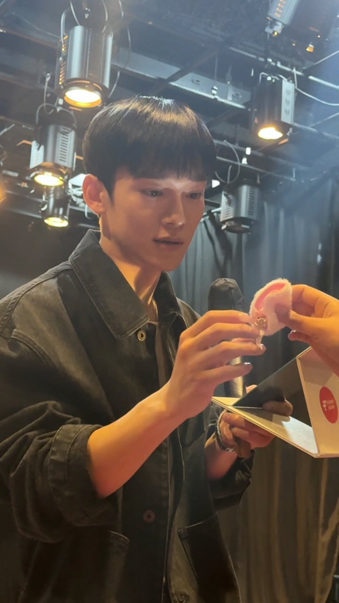 마땅 tweet media