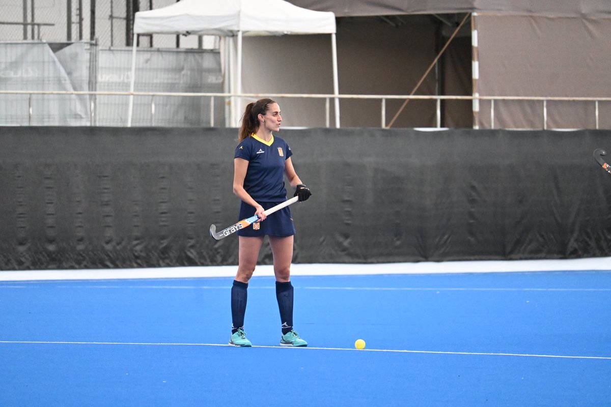 𝐆𝐑𝐀̀𝐂𝐈𝐄𝐒, 𝐋𝐋𝐄𝐆𝐄𝐍𝐃𝐄𝐒

🏑 Georgina Oliva, Carlota Petchamé i Carola Salvatella han disputat avui el seu últim partit amb Catalunya

Exemples de dedicació i excel·lència per a tots i totes! 👏🏻

#SomFederació #EsportCat #CatalunyaJapó