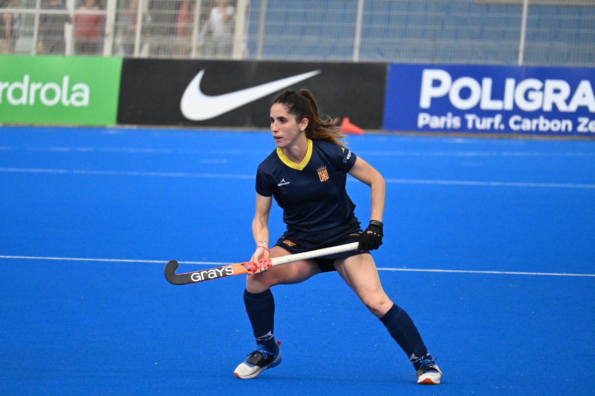 fcdehockey's tweet image. 𝐆𝐑𝐀̀𝐂𝐈𝐄𝐒, 𝐋𝐋𝐄𝐆𝐄𝐍𝐃𝐄𝐒

🏑 Georgina Oliva, Carlota Petchamé i Carola Salvatella han disputat avui el seu últim partit amb Catalunya

Exemples de dedicació i excel·lència per a tots i totes! 👏🏻

#SomFederació #EsportCat #CatalunyaJapó