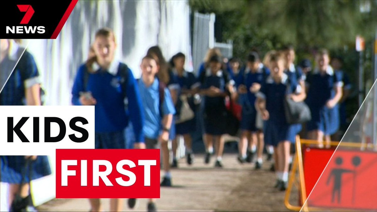 7NewsBrisbane's tweet photo. Hundreds of support workers are set to be deployed to Queensland schools to ease pressure on early childhood educators. It's part of a half a billion dollar spend aimed at helping struggling families and improving children's health. https://t.co/xMy3voPfft @LiamBland_ #7NEWS https://t.co/F6G5UxX9EK