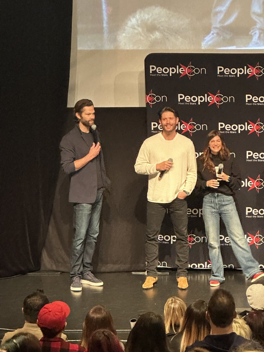 bowleggedean's tweet image. HOW IS THIS EVEN REAL #DLC6