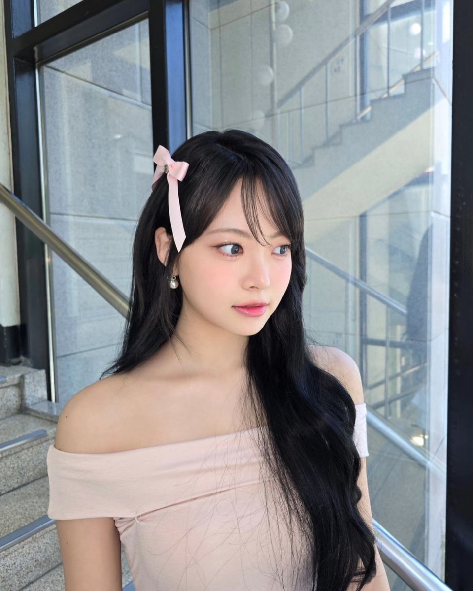 rocking my pink outfit today! 🌸