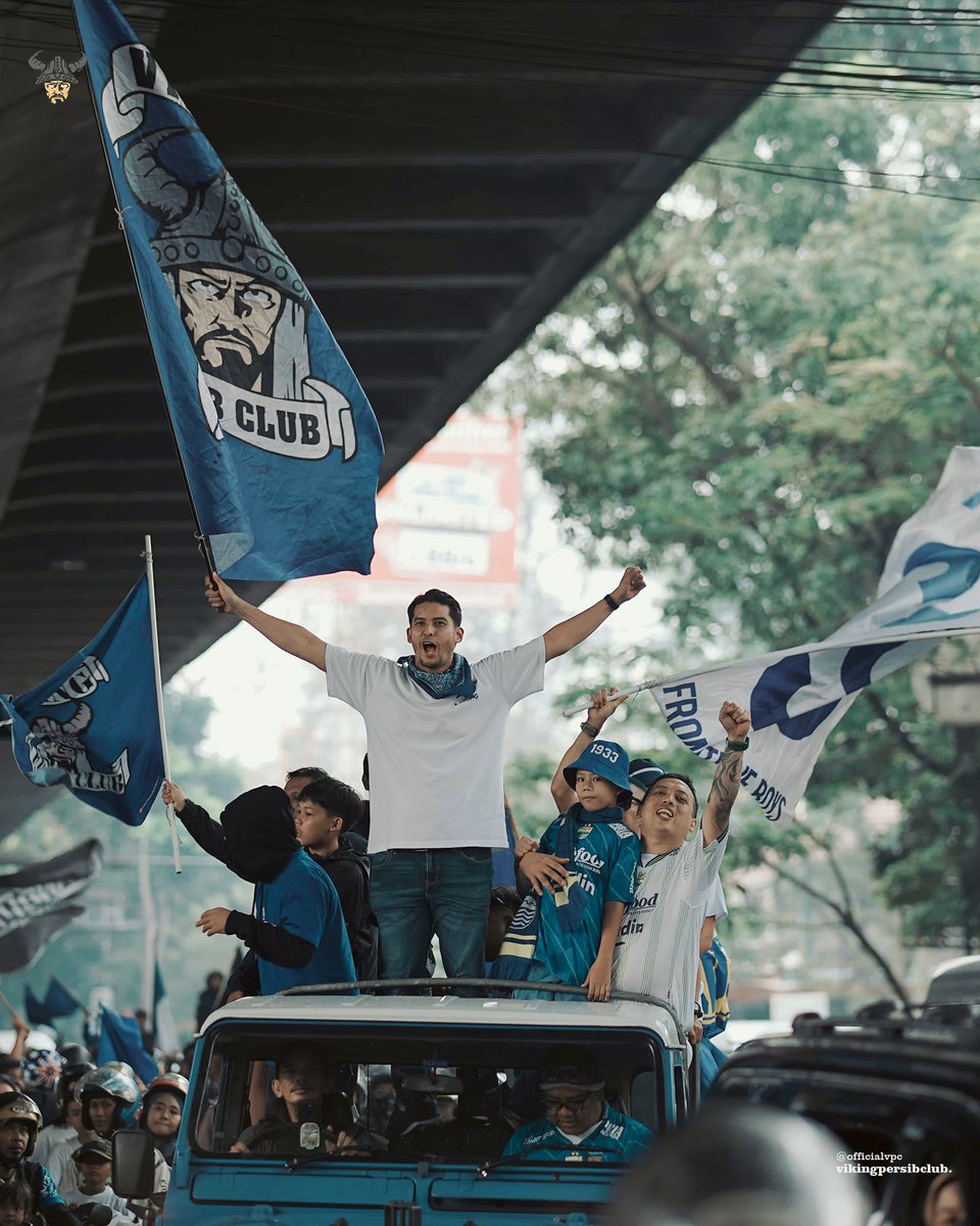officialvpc's tweet photo. Hatur nuhun! 
We Are @persib, We Are ⭐️⭐️⭐️ https://t.co/XjnAG3nH5h