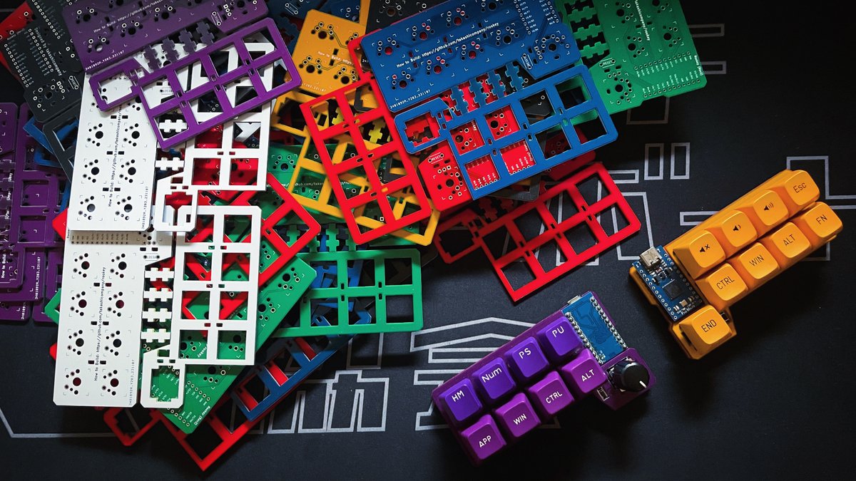 takashicompany's tweet photo. カラフル。

Keyboard: #Rookey
#KEEB_PD #KEEB_PD_R200 #自作キーボード #MechanicalKeyboard https://t.co/ioTIJOOO37