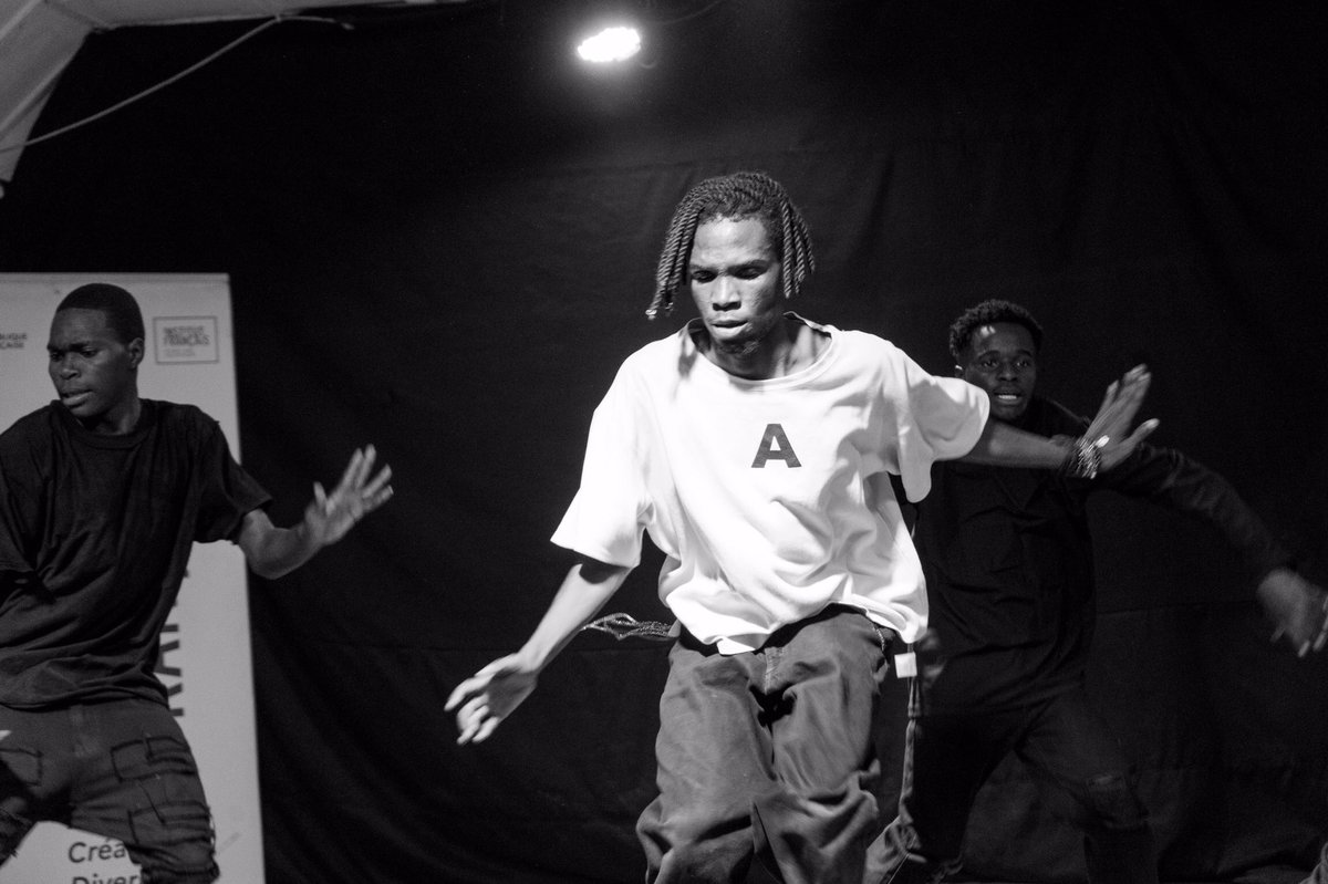 ifgoma's tweet photo. ✨ Retour en images ! ✨

Un grand merci à tous ceux qui ont assisté au spectaculaire show de danse "Liberté en Mouvement" par Team Brothers à l'If de Goma hier . Votre présence a rendu cet événement encore plus spécial ! 🎉💃🕺

#Danse #LibertéEnMouvement https://t.co/HWN1kgPiUX