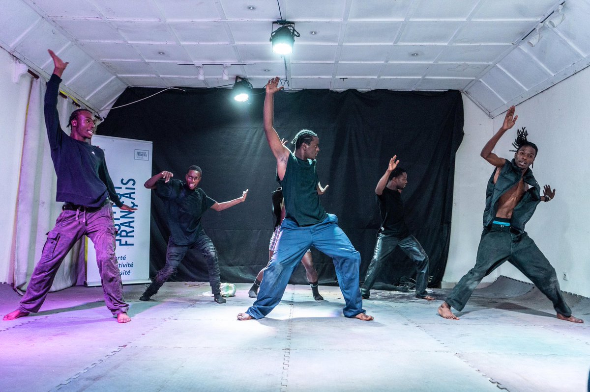 ifgoma's tweet photo. ✨ Retour en images ! ✨

Un grand merci à tous ceux qui ont assisté au spectaculaire show de danse "Liberté en Mouvement" par Team Brothers à l'If de Goma hier . Votre présence a rendu cet événement encore plus spécial ! 🎉💃🕺

#Danse #LibertéEnMouvement https://t.co/HWN1kgPiUX