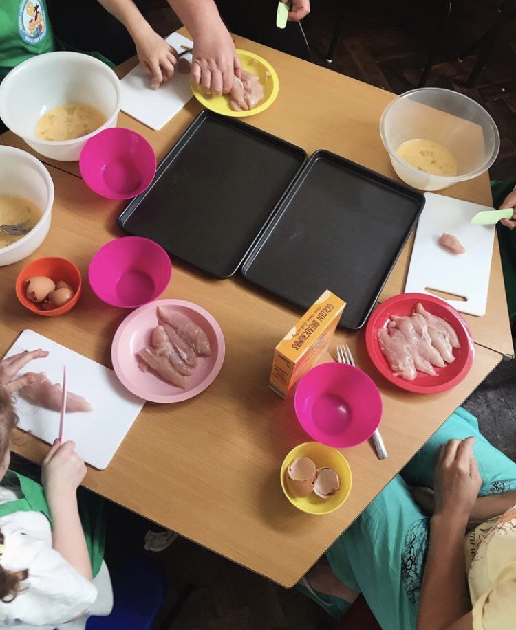 Claire Dutton tweet media