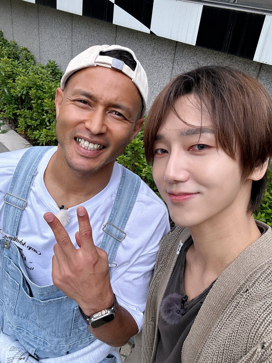 shfly3424's tweet photo. You will be happy in June, right? @YESUNG_smtown https://t.co/g8BeMnK1Ou