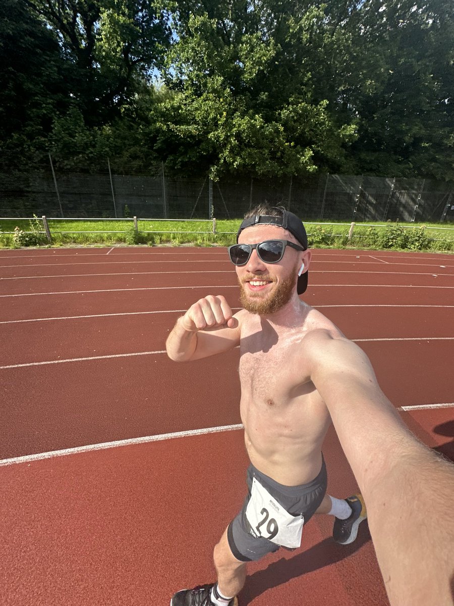 thedillydee's tweet photo. Just ran my first ever Double Marathon around a track for 12 hours ➰✅ 

Thankyou to everyone who came out to support and make it bareable 🫶

Going offline for a while to recover. https://t.co/skG0seLlGf