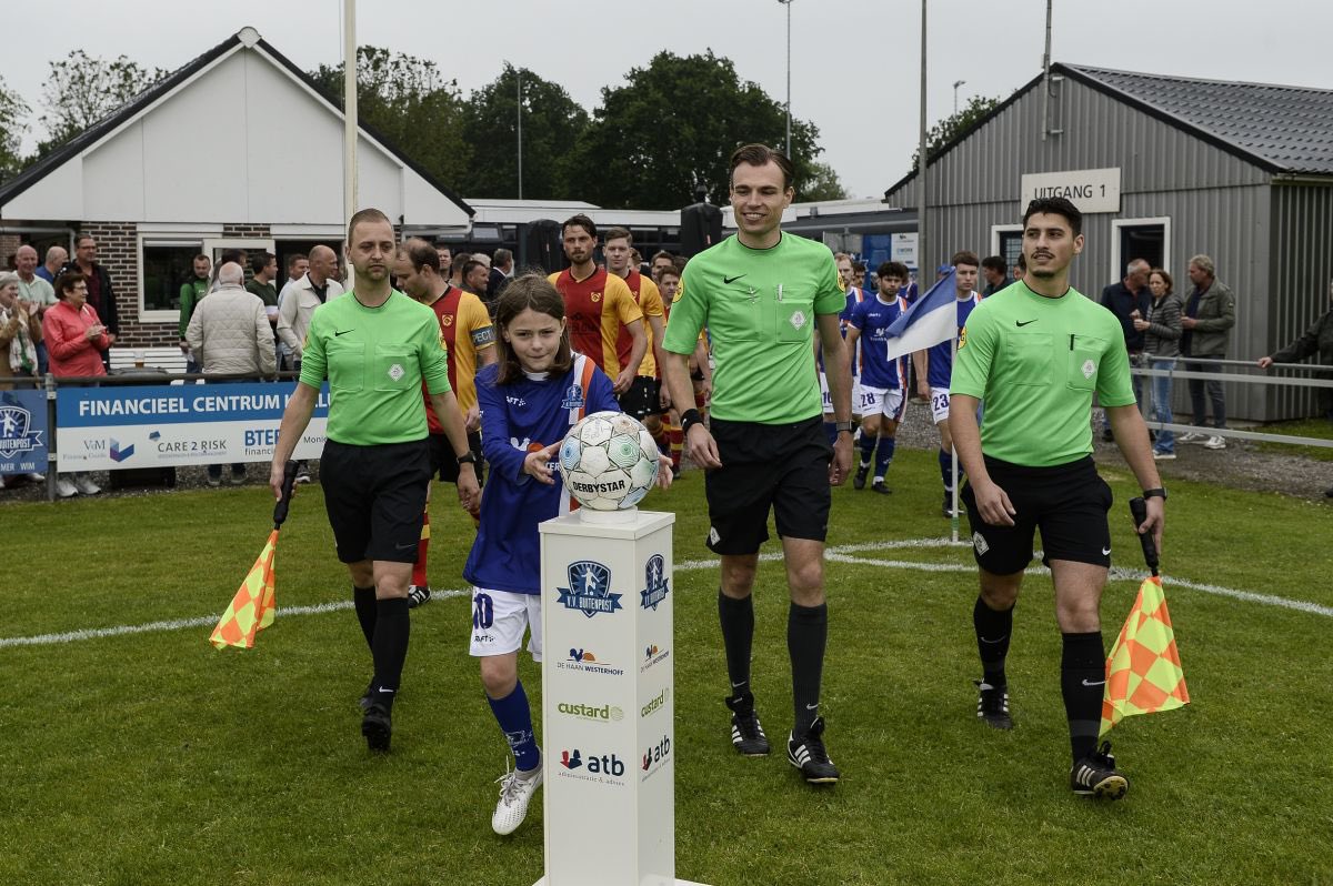 vvBuitenpost's tweet photo. VV Buitenpost won zaterdag met 3-0 van het Overijsselse STEVO in de eerste ronde van de nacompetitie. Woensdag mogen we naar Amsterdam om het op te nemen tegen DVVA in de strijd om lijfsbehoud in de vierde divisie. 

https://t.co/IVlYhqFLvN https://t.co/fwT1pBEk6s
