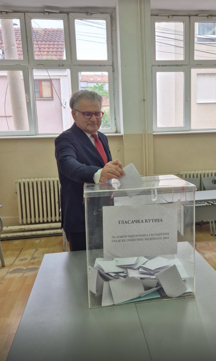 drdraganmilic's tweet photo. Svi zajedno mozemo mnogo, sami svakako manje….
Nis, 2. jun 2024. https://t.co/yhzOVmtE9C