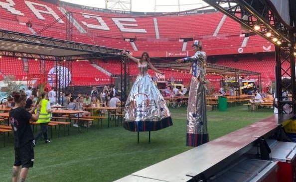 TSevillista's tweet photo. Eventos en estadios de fútbol.
Otra gestión de éxito más de la directiva del Sevilla FC. https://t.co/4JkcsSv0cI