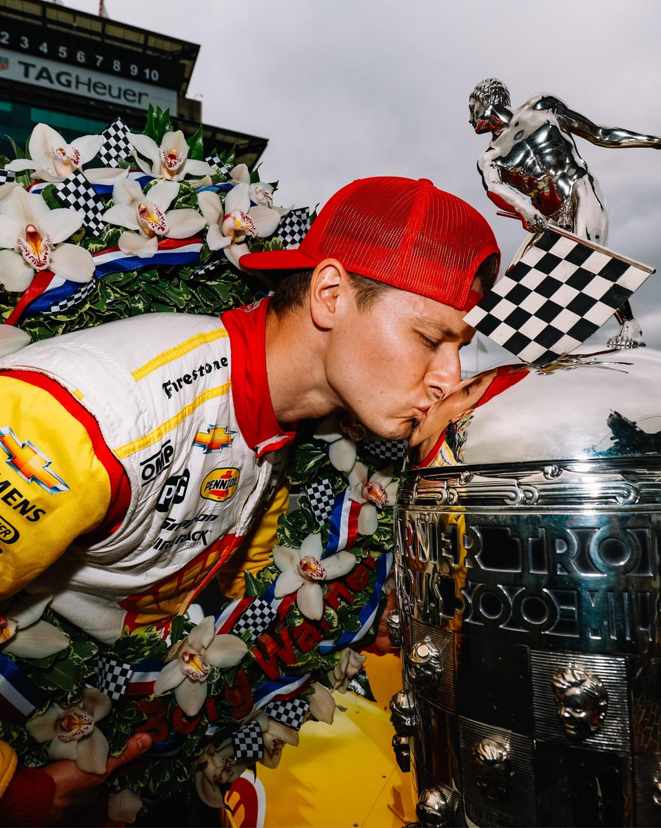 FormuleAlles's tweet photo. Ongeëvenaard! Maar liefst 2/3e van de Triple Crown wordt in deze aflevering besproken, dus we zijn al op 67%! Verder gaat het zoals gewoonlijk weer alle kanten op. 

Spotify: https://t.co/uBySulQTZX
Linktree: https://t.co/wcpcbD8oQF

#F1 #MonacoGP #IndyCar #Indy500 https://t.co/5ocwcePTPj